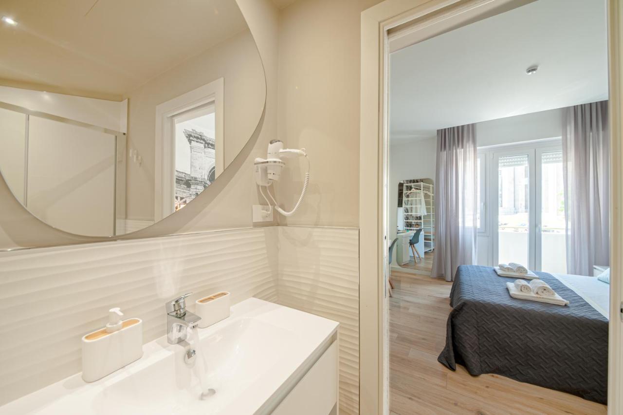 Eleonore Elegant Room Suite Cagliari Exterior photo